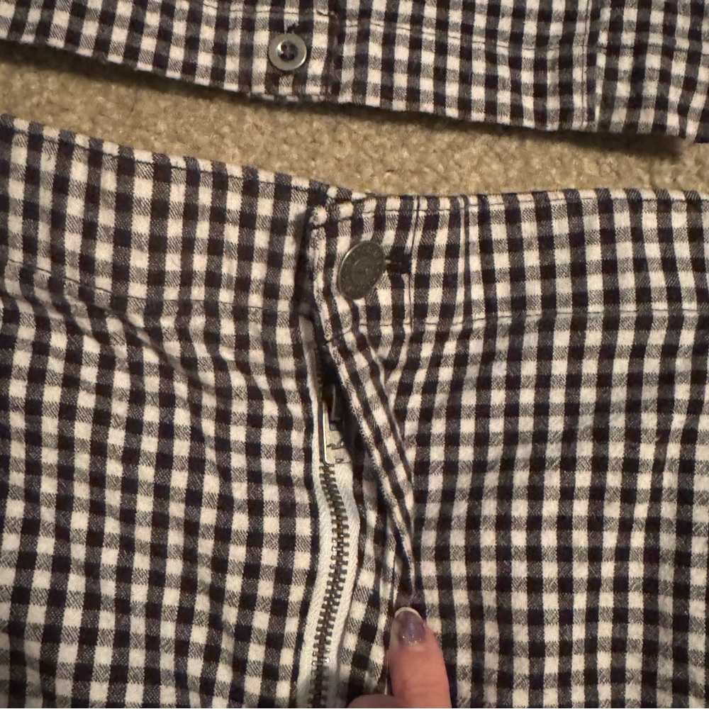 Hollister Black and White Checkered Two-Piece Skirt Set - Picture 5 of 10